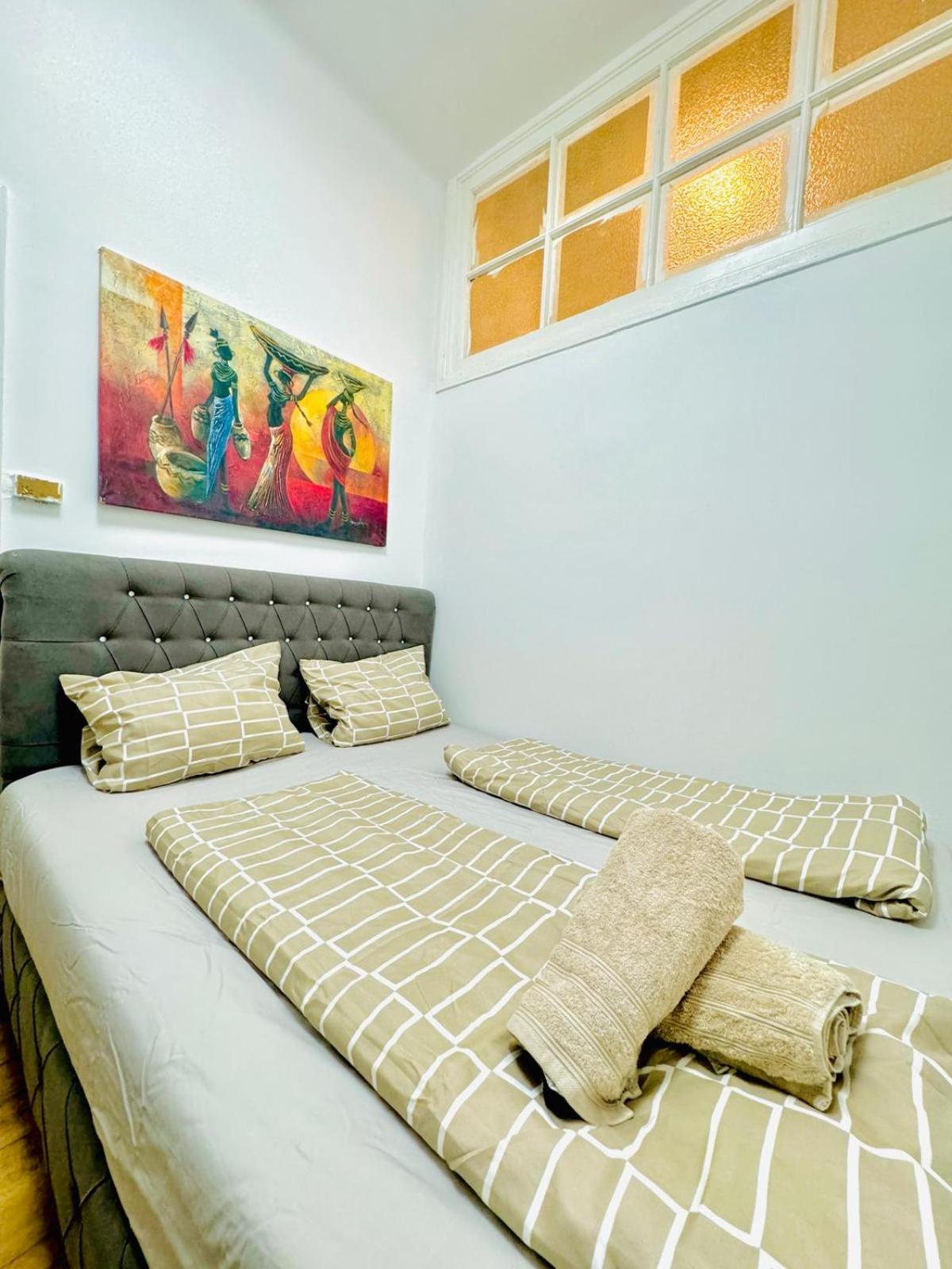 Cozy 9Br Shared Apartment, Only 12Min Walk To Augarten Bécs Kültér fotó