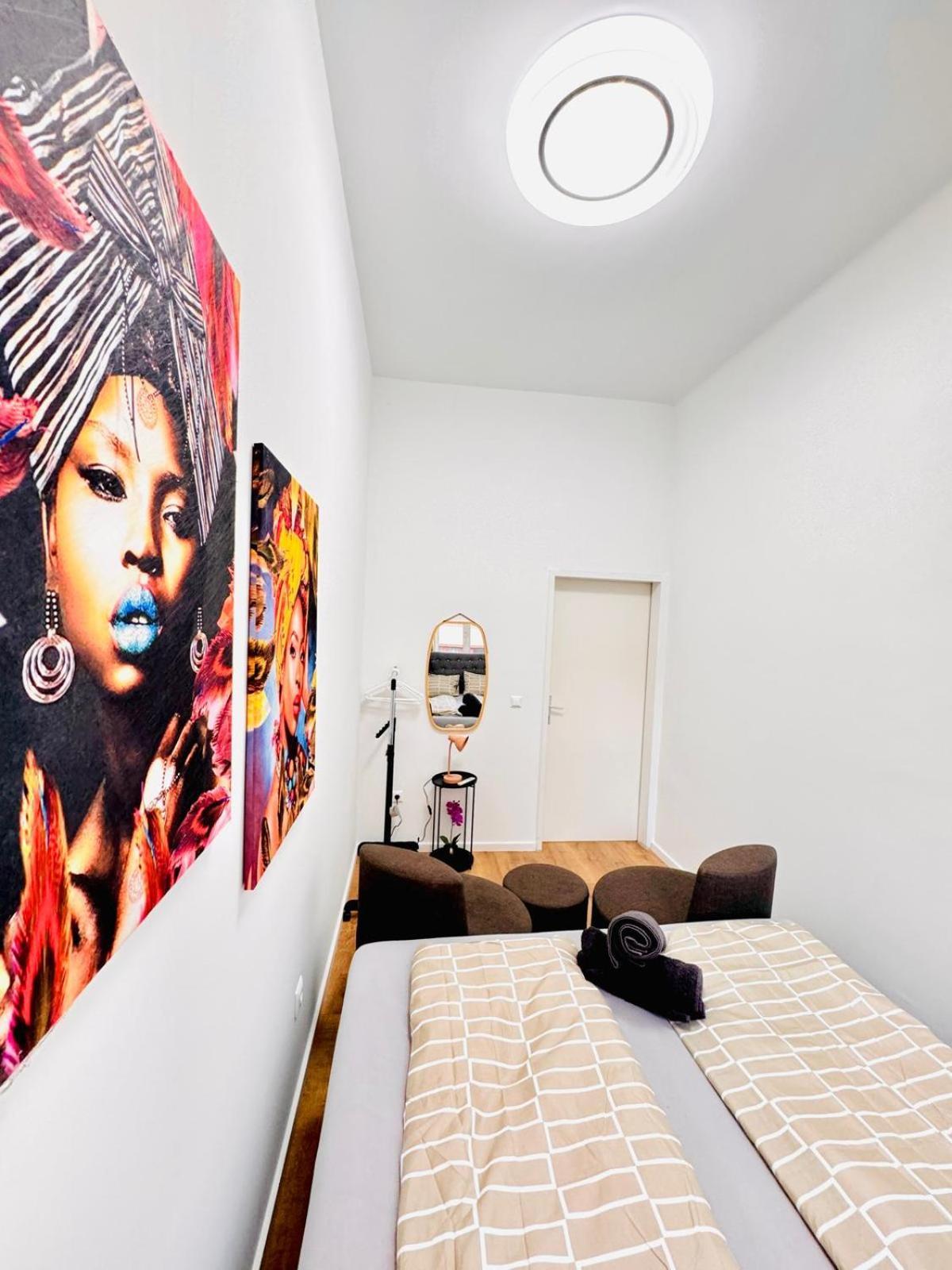 Cozy 9Br Shared Apartment, Only 12Min Walk To Augarten Bécs Kültér fotó