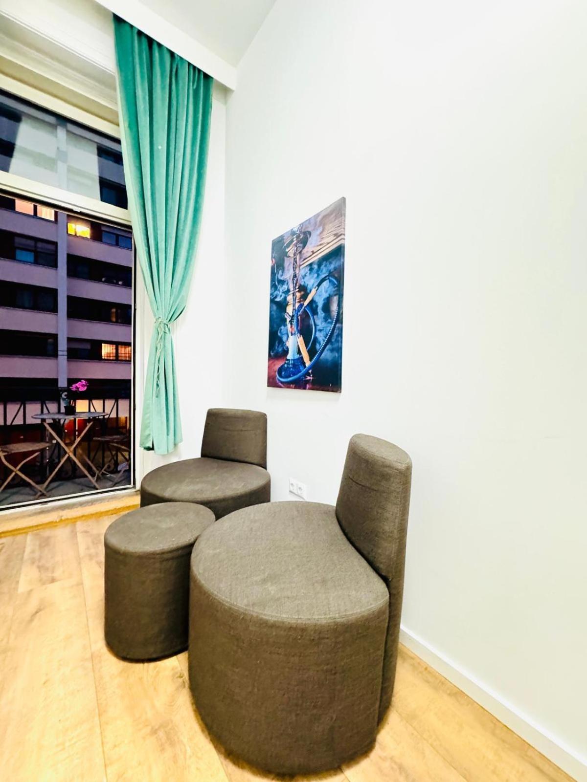 Cozy 9Br Shared Apartment, Only 12Min Walk To Augarten Bécs Kültér fotó