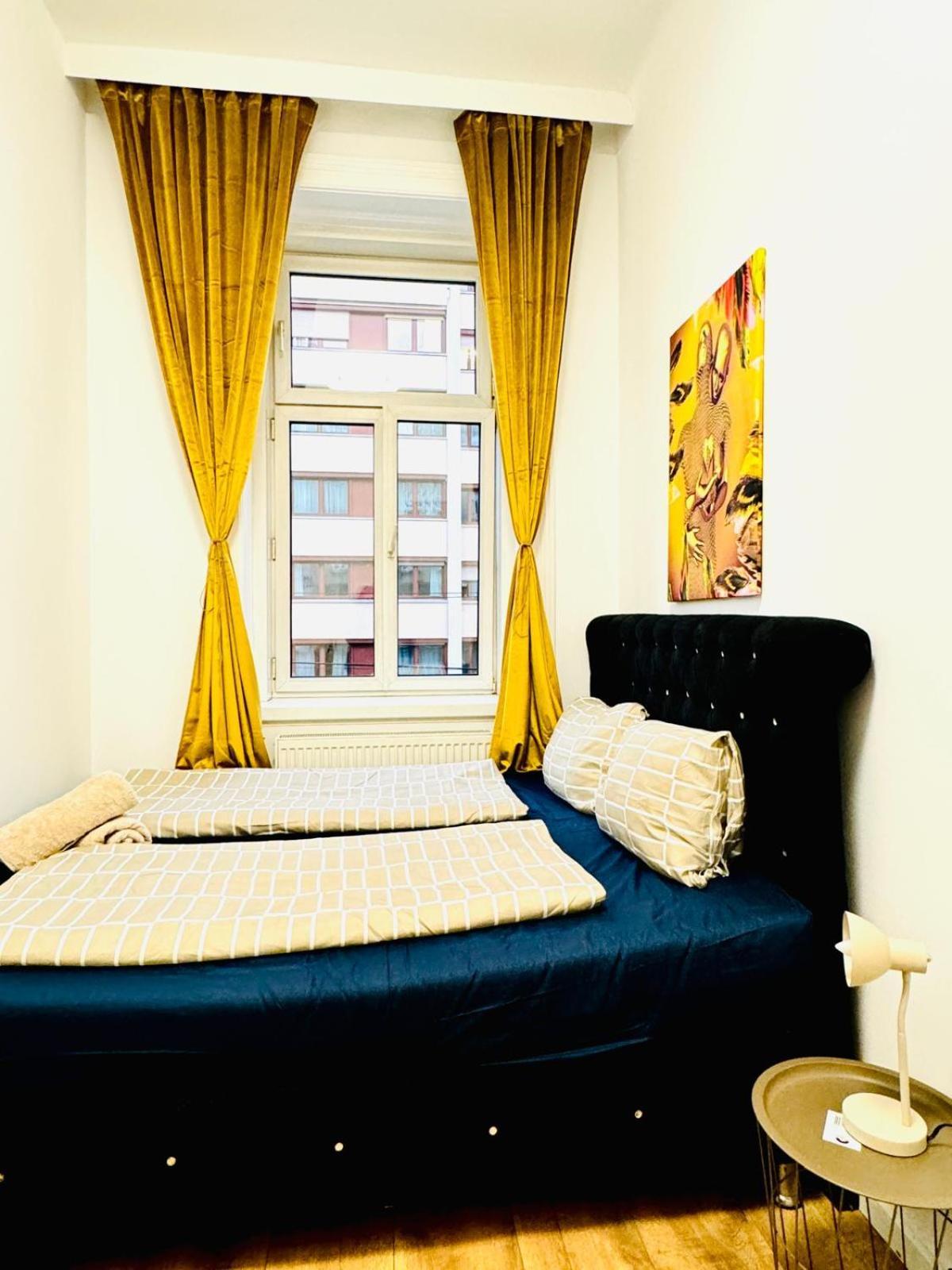 Cozy 9Br Shared Apartment, Only 12Min Walk To Augarten Bécs Kültér fotó